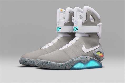 where can i buy nike air mag replicas|air mags self lacing.